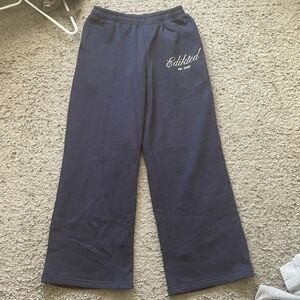 Navy blue Edikted sweatpants!!